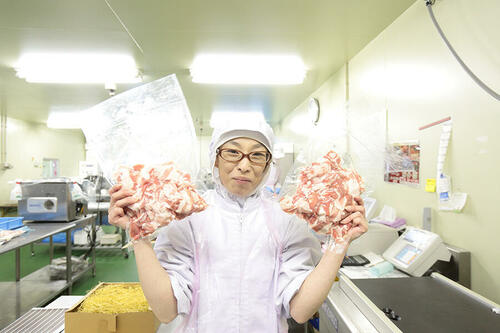 おいしさのヒミツは農家育ちの健康豚!有限会社浅野農場