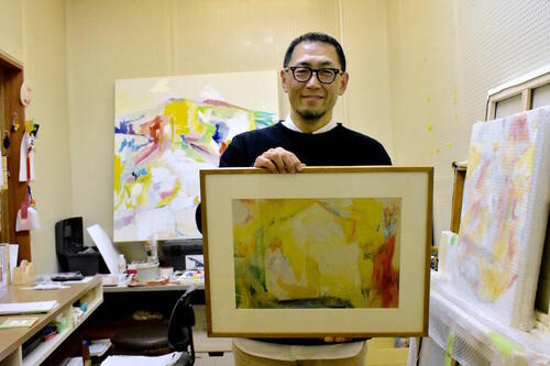 教師でもあり芸術家!ふたつの肩書きが伝える生きぬく力