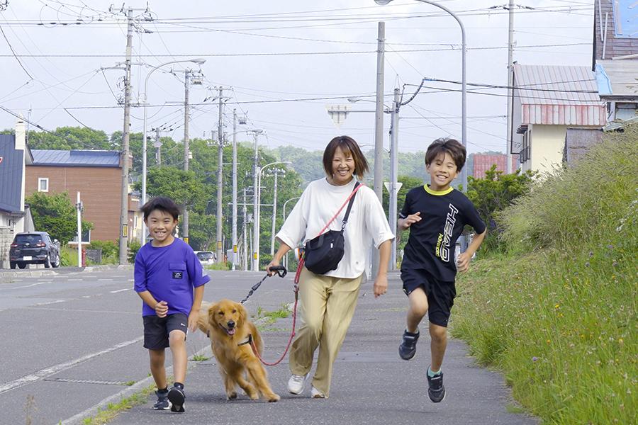 人々の大らかさがゆとりを生む海のまちで、のびのび子育て