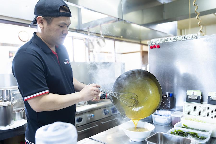 https://kurashigoto.hokkaido.jp/image/daiou_ishida_currypaste013.jpg