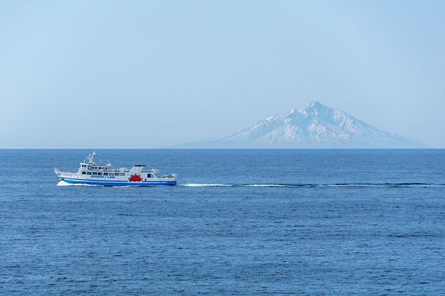 pixta_113523043_XL.jpg