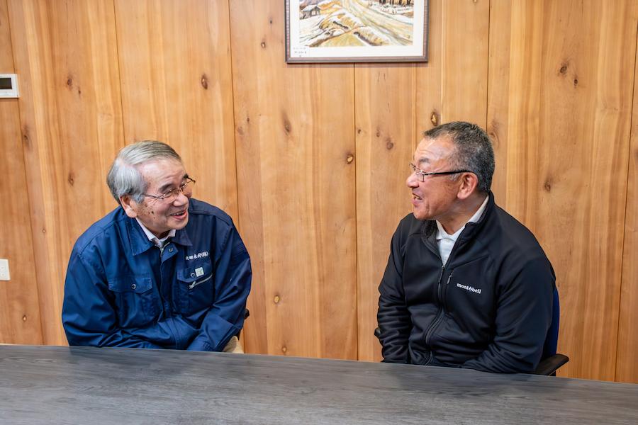https://kurashigoto.hokkaido.jp/image/yada_KaichoAndkushibikismile193.jpg